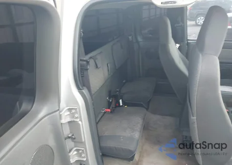 2005 GMC Canyon Sle from USA, damaged, VIN 1GTCS196158173538